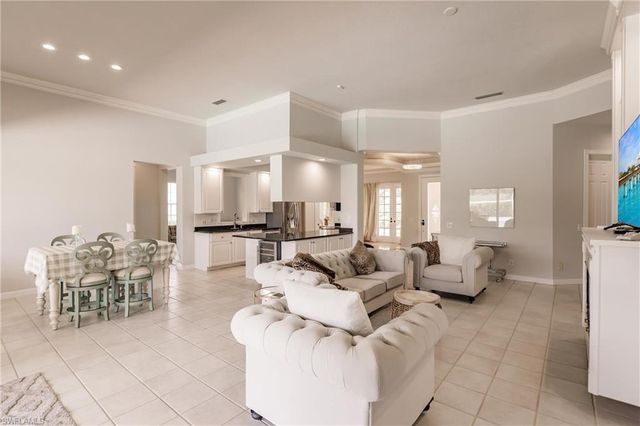 5163 Inagua WAY, Naples, FL 34119