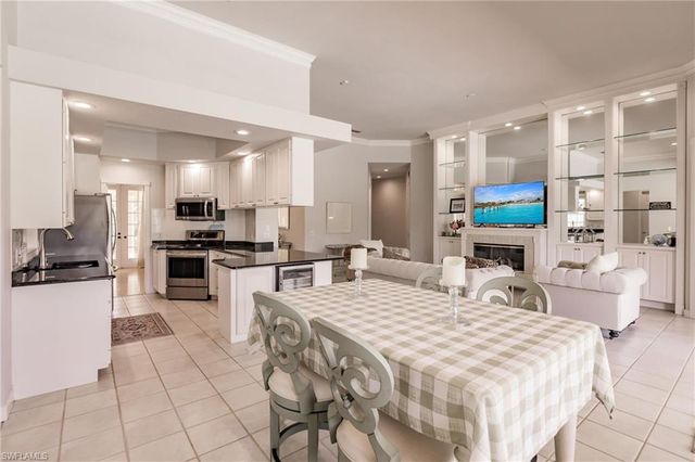 5163 Inagua WAY, Naples, FL 34119