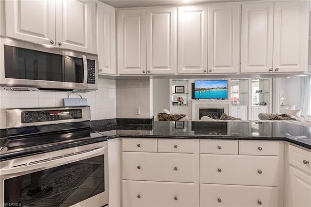 5163 Inagua WAY, Naples, FL 34119