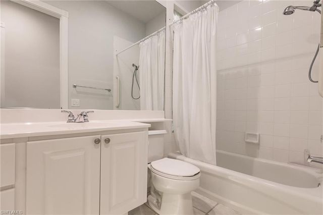 5163 Inagua WAY, Naples, FL 34119