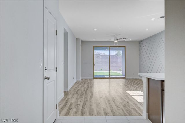 12470 Madison Park Place, Las Vegas, NV 89138