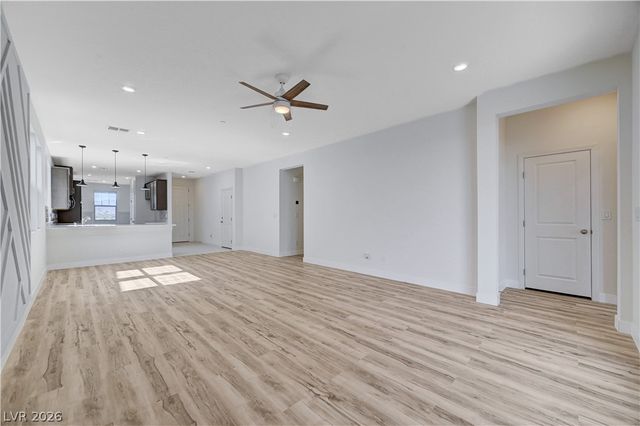 12470 Madison Park Place, Las Vegas, NV 89138