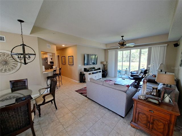 7267 FOUNTAIN PALM CIRCLE, Bradenton, FL 34203