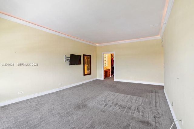 1800 NE 114th St PH01, Miami, FL 33181