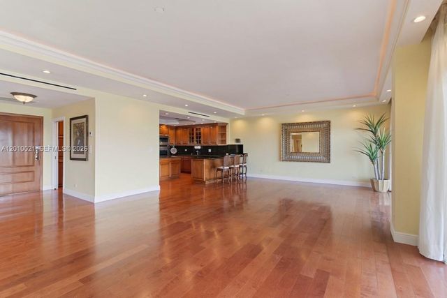 1800 NE 114th St PH01, Miami, FL 33181
