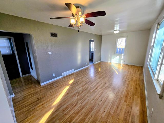 116 6th Street E, Jasper, MN 56144