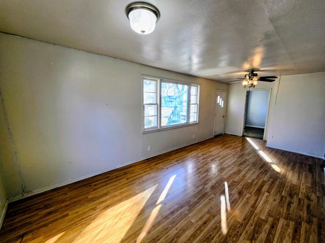 116 6th Street E, Jasper, MN 56144