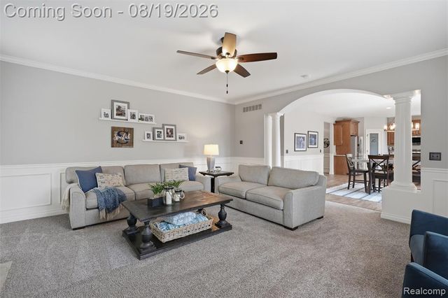 55362 Estates Lane, Macomb, MI 48042