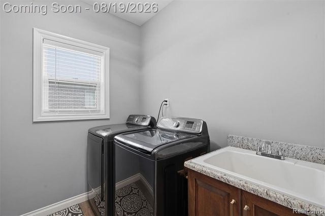 55362 Estates Lane, Macomb, MI 48042