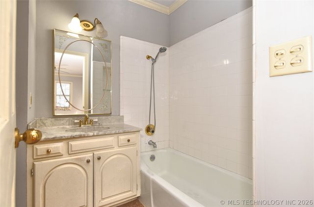 1524 S Jamestown Avenue, Tulsa, OK 74112