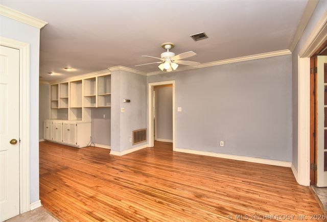 1524 S Jamestown Avenue, Tulsa, OK 74112