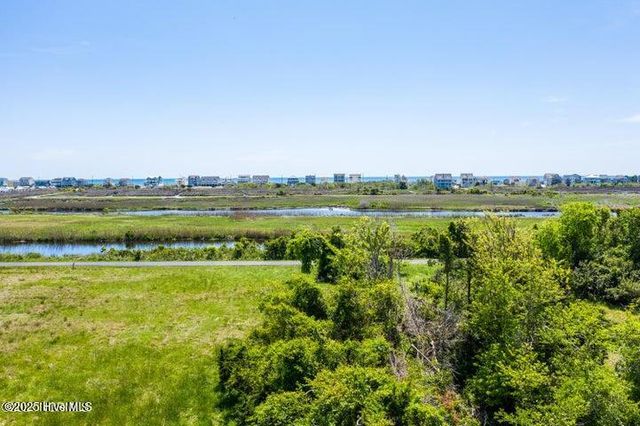 23 Hunter Heath Drive, N Topsail Beach, NC 28460
