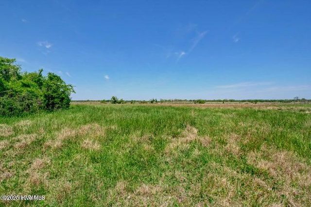 23 Hunter Heath Drive, N Topsail Beach, NC 28460
