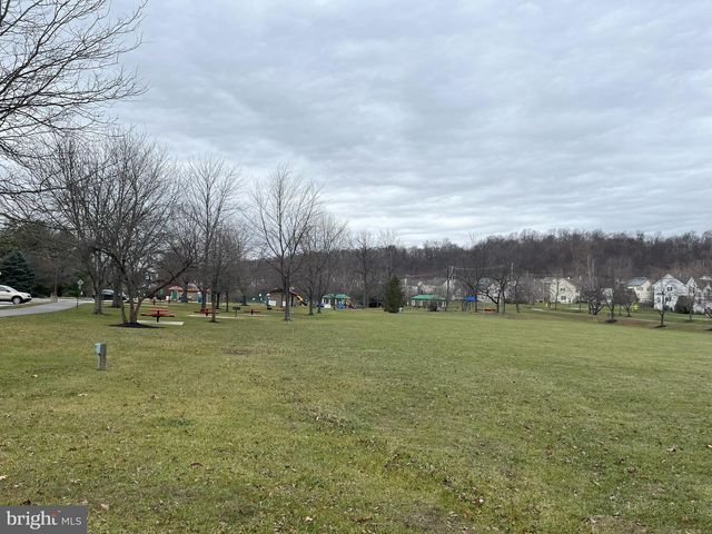 42 MADISON WAY, Downingtown, PA 19335