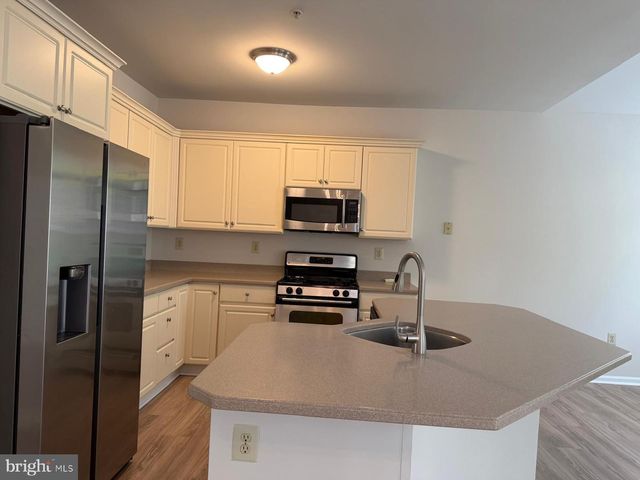 42 MADISON WAY, Downingtown, PA 19335