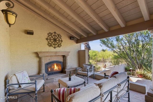 8944 E LAZYWOOD Place, Carefree, AZ 85377