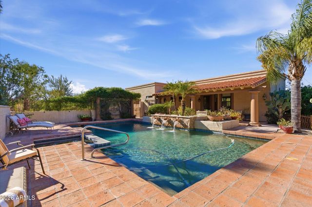 8944 E LAZYWOOD Place, Carefree, AZ 85377