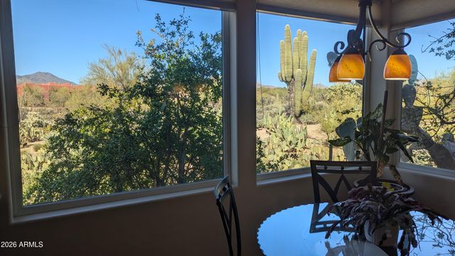 8944 E LAZYWOOD Place, Carefree, AZ 85377
