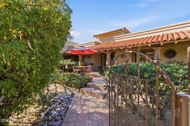 8944 E LAZYWOOD Place, Carefree, AZ 85377