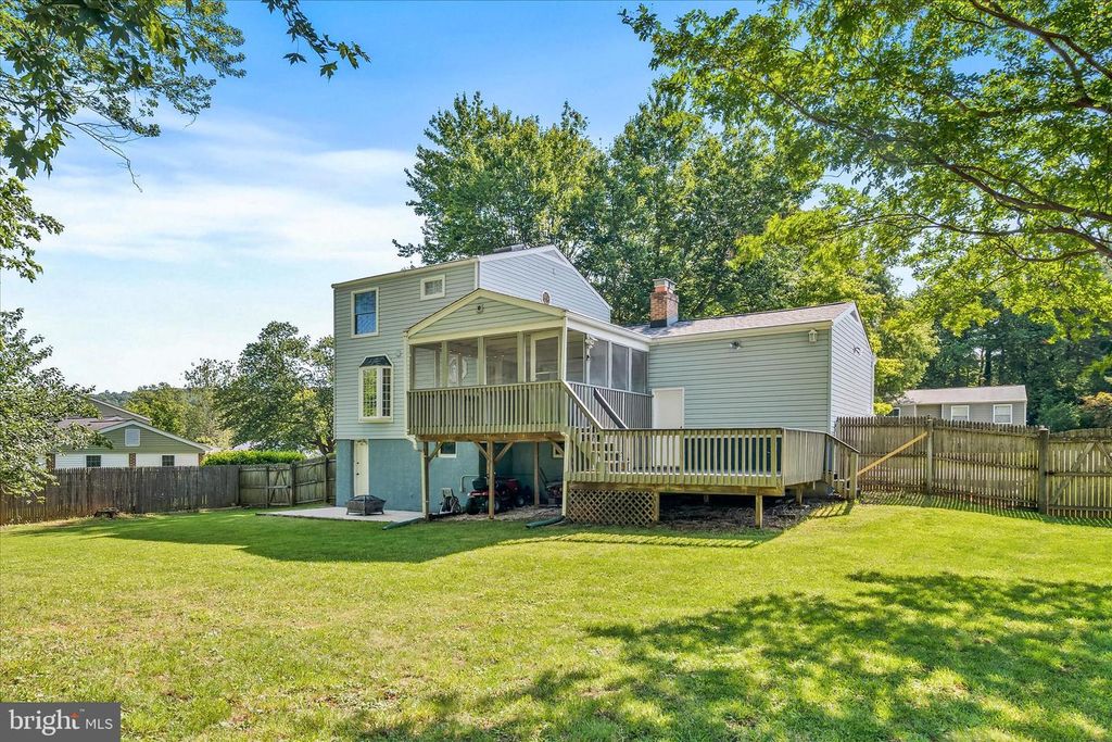 Image 47 of property listing at 7014 WILLOW TREE DR S, Middletown, MD 21769