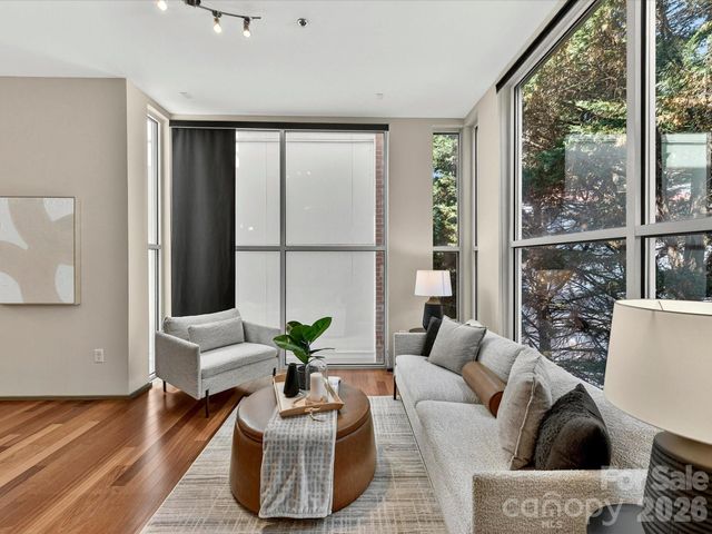 285 McDonald Avenue, Charlotte, NC 28203