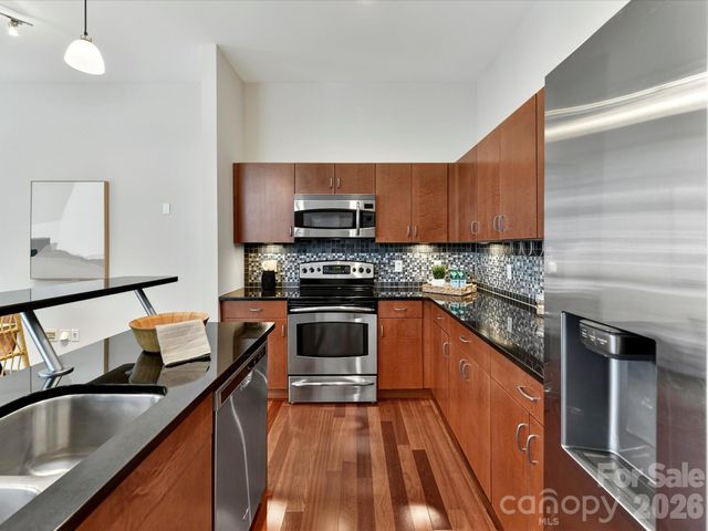 285 McDonald Avenue, Charlotte, NC 28203