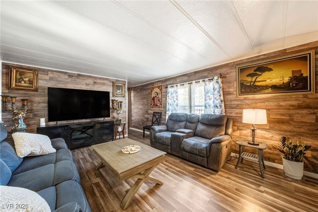 1111 Bank Avenue, Pahrump, NV 89048