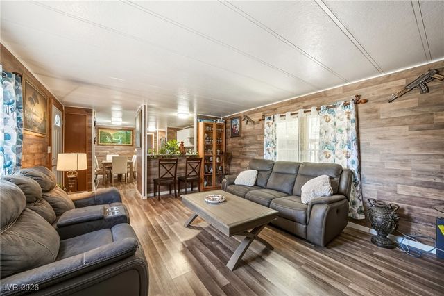 1111 Bank Avenue, Pahrump, NV 89048