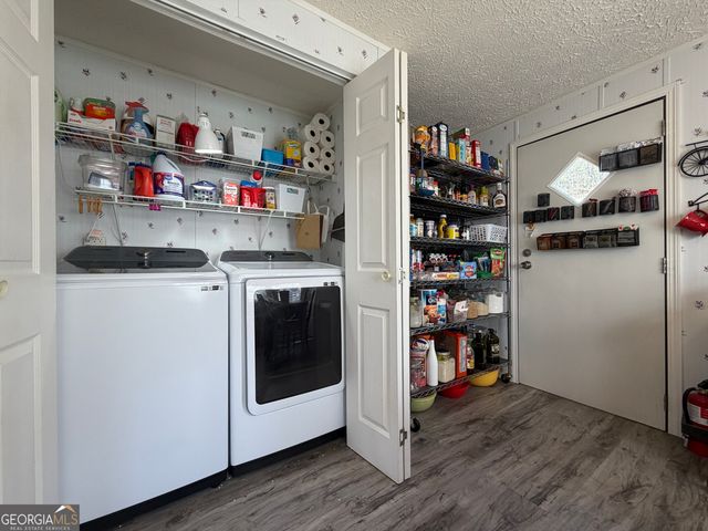 1162 Blacks Creek Drive, Clayton, GA 30525