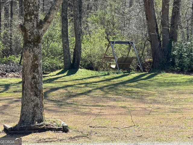 1162 Blacks Creek Drive, Clayton, GA 30525