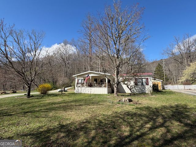 1162 Blacks Creek Drive, Clayton, GA 30525