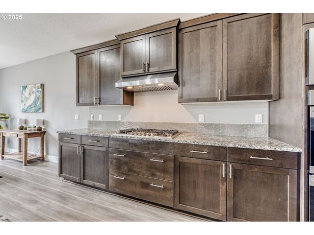 1561 Sw STRINGTOWN Rd, Forest Grove, OR 97116