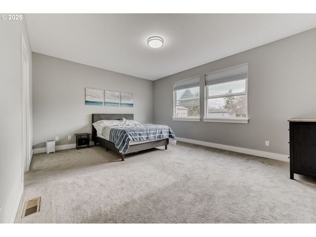 1561 Sw STRINGTOWN Rd, Forest Grove, OR 97116