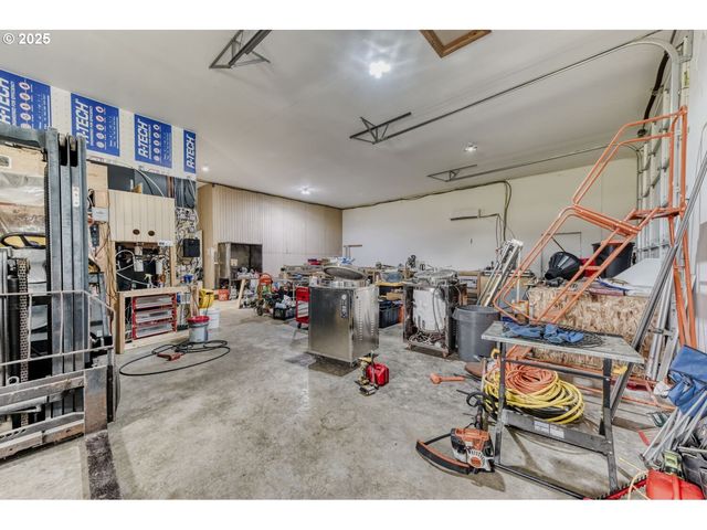 1561 Sw STRINGTOWN Rd, Forest Grove, OR 97116