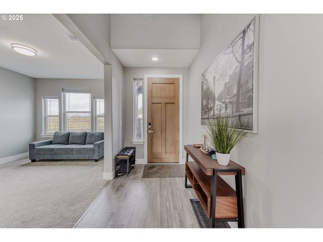 1561 Sw STRINGTOWN Rd, Forest Grove, OR 97116