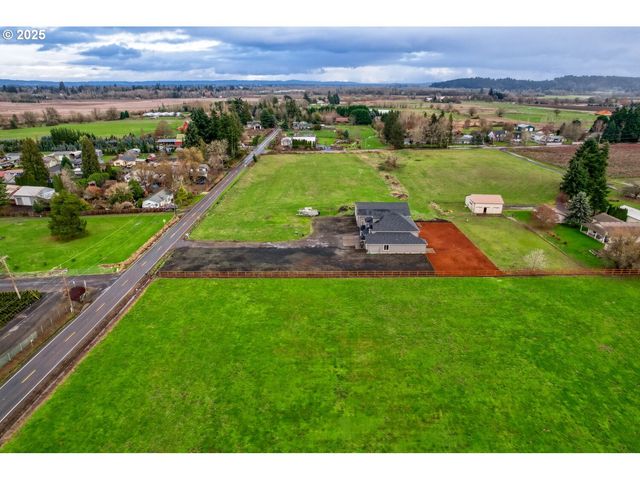 1561 Sw STRINGTOWN Rd, Forest Grove, OR 97116