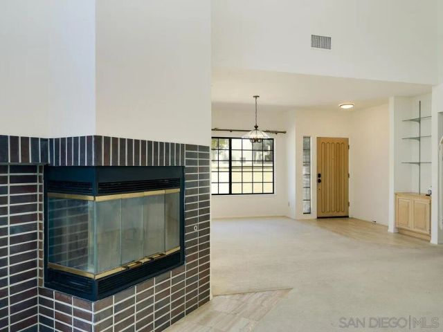 58 Aruba Bend, Coronado, CA 92118