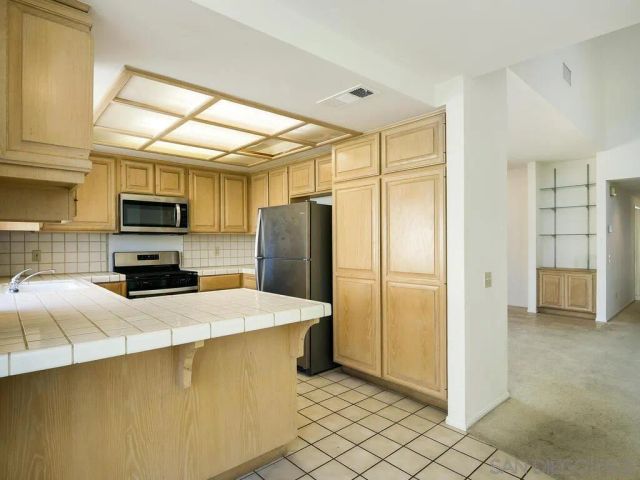 58 Aruba Bend, Coronado, CA 92118