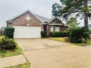 18215 Linden Forest Lane, Katy, TX 77449