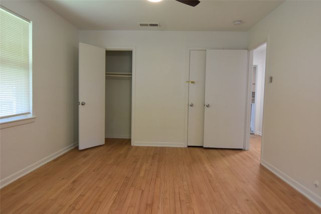 1202 Sunnyside Avenue, Cockrell Hill, TX 75211