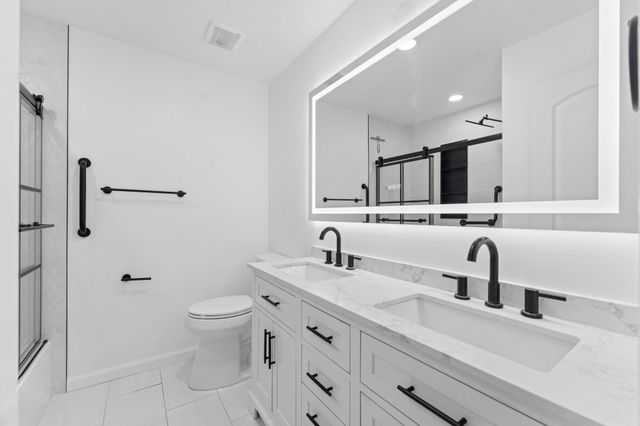 3219 FOX MILL RD, Oakton, VA 22124