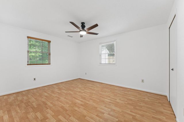 3219 FOX MILL RD, Oakton, VA 22124
