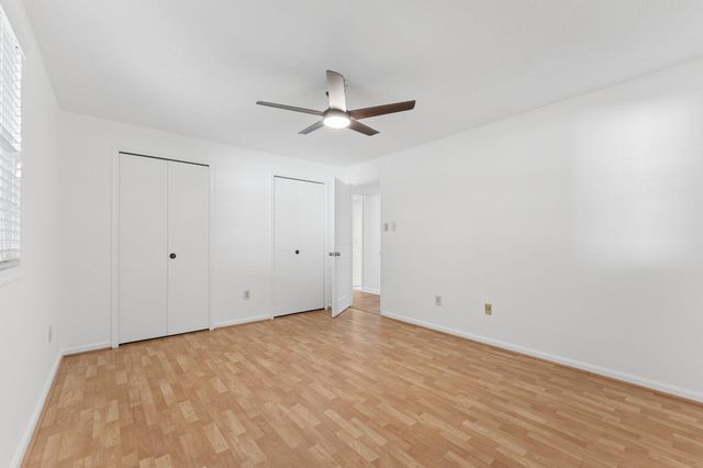 3219 FOX MILL RD, Oakton, VA 22124