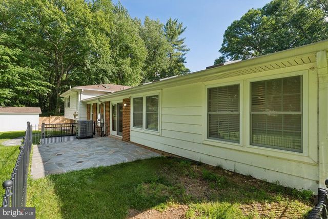 3219 FOX MILL RD, Oakton, VA 22124
