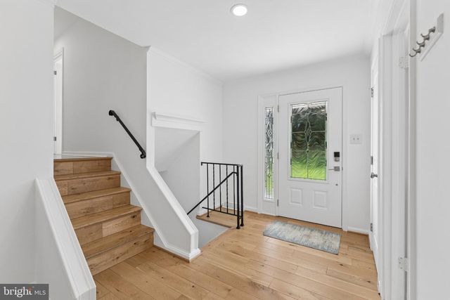 3219 FOX MILL RD, Oakton, VA 22124