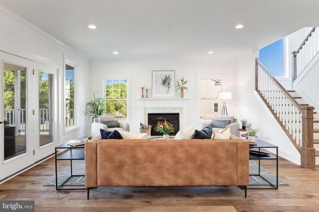 11012 WESTMORE DR, Fairfax, VA 22030