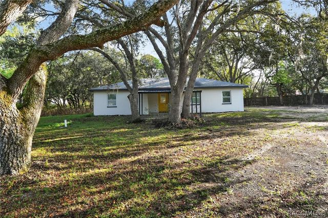 5859 S Oldfield Avenue, Homosassa, FL 34446