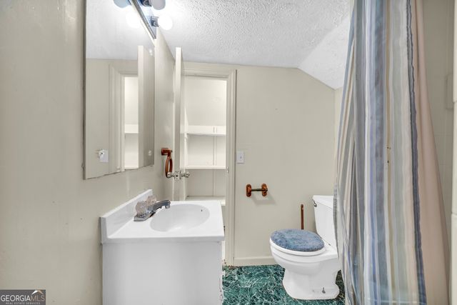 490 College Street, Royston, GA 30662
