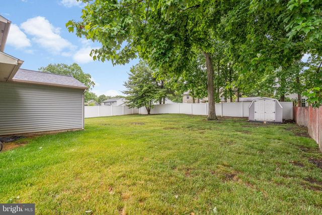 7 VAIL RD, Sicklerville, NJ 08081
