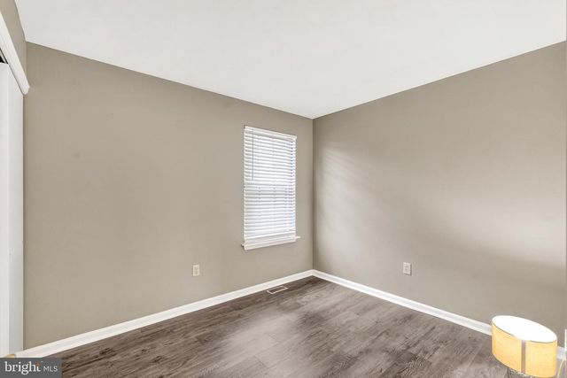 7 VAIL RD, Sicklerville, NJ 08081